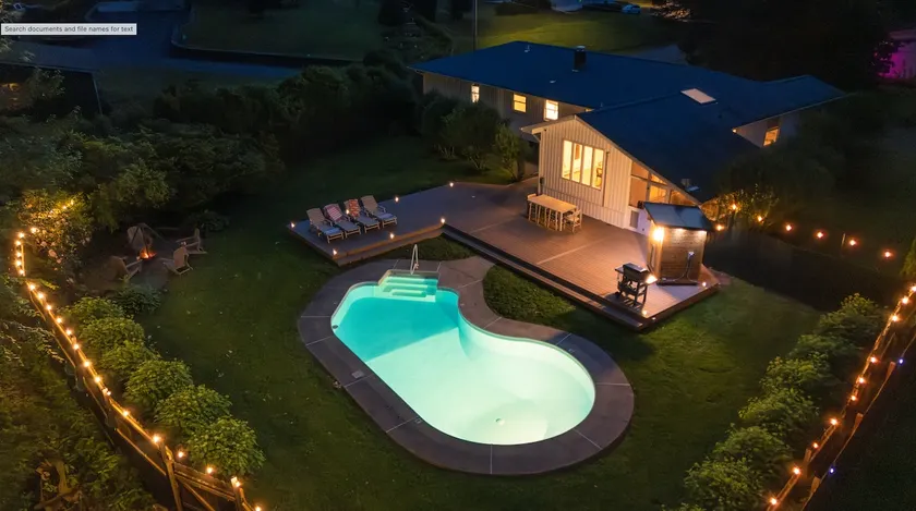Rondout Retreat: Private Poolside Luxury with Hot Tub, Sauna and Fire Pit - Image 1