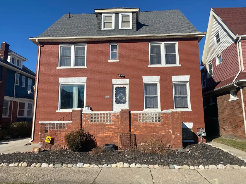 Large Historic Home/Free Parking/Group Friendly - Image 1