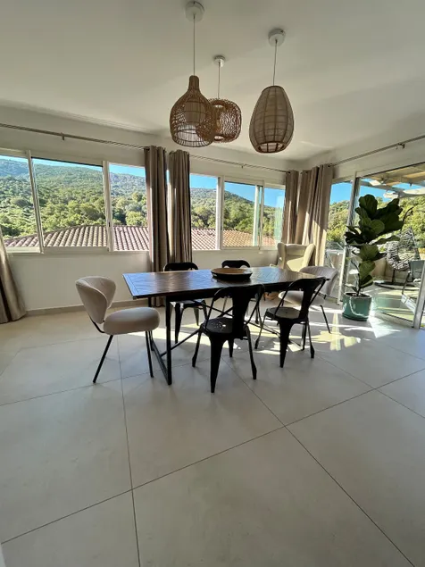 Luxury apartment at the entrance to Propriano - Image 1