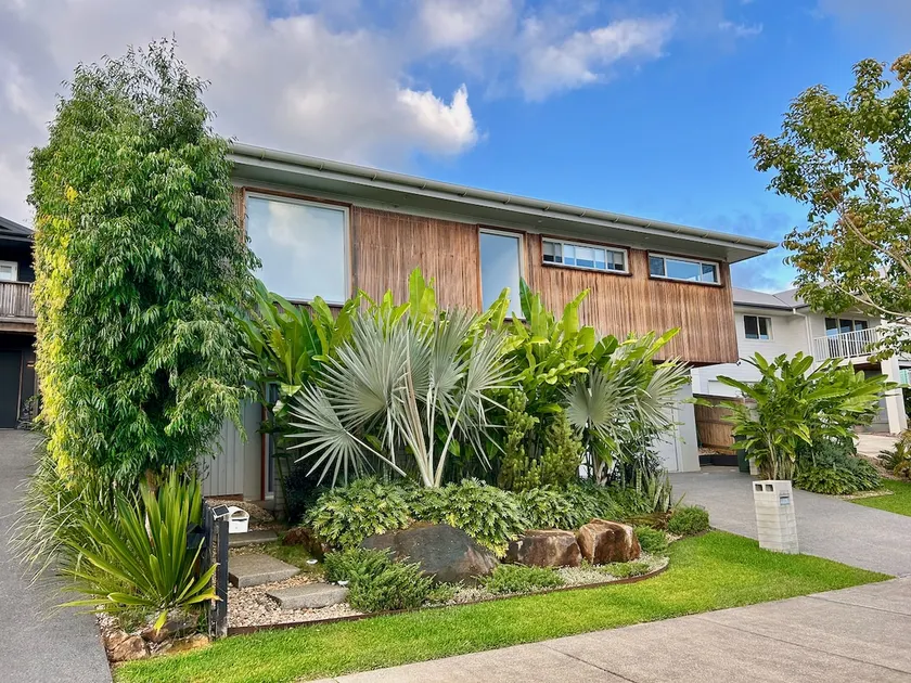 Yallambee Guesthouse Bangalow - Image 1