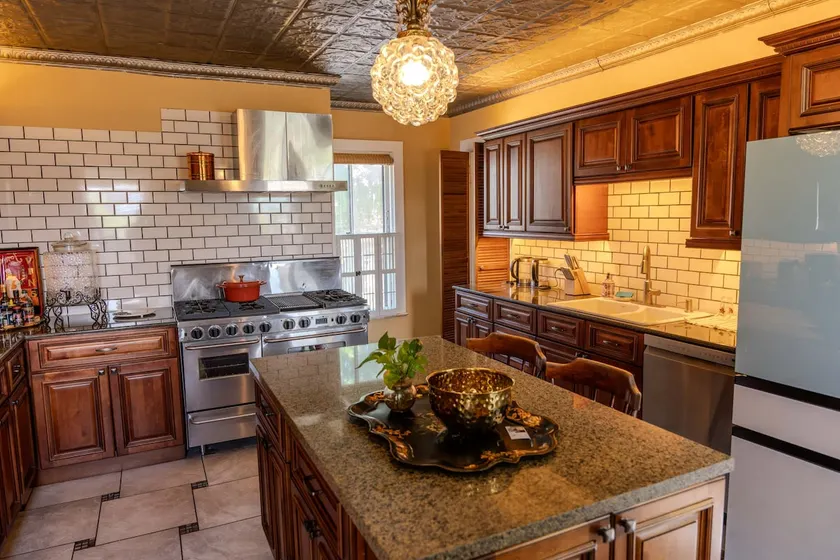 The Gould Residence - Image 1