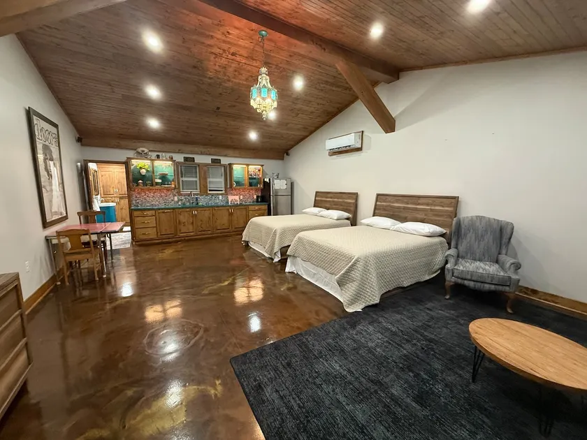 Windy Hill Cottage - Image 1