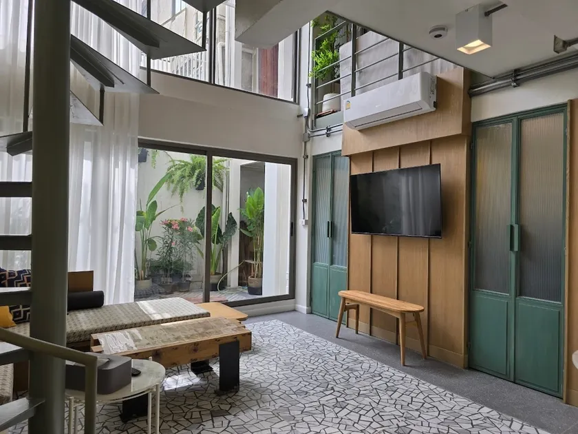Nila101 2BR Duplex 4-6pp/PrivateGarden/Penthouse - Image 1