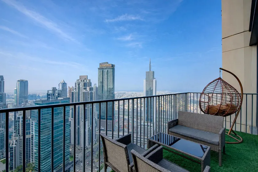 Vogue | Boulevard Heights near Burj Khalifa | Dubai mall - Image 1