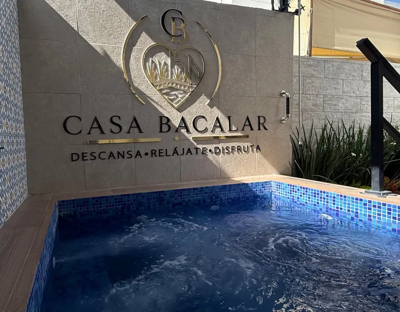 Casa Bacalar. Private residential complex with A/C, pool, and jacuzzi - Image 1