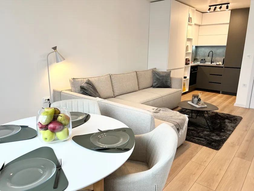 Comfort Modern Central Apt - Image 1