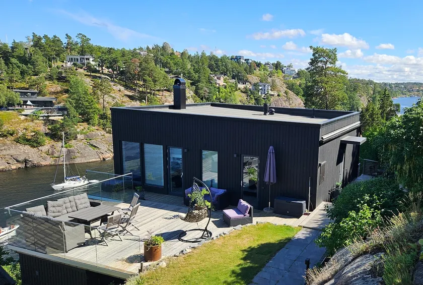 Oceanfront Retreat Near Stockholm - beach & sauna - Image 1