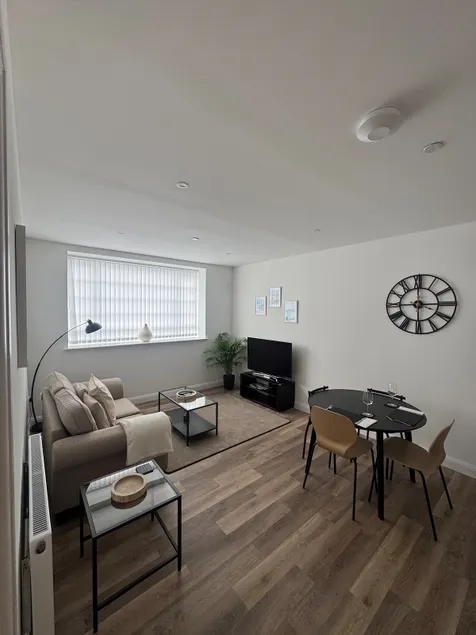 Modern Flat • Walk to Beach - Image 1