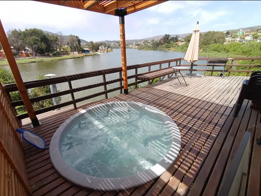 Rest house with Jacuzzi, Maitencillo lagoon - Image 1