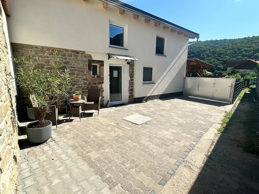 Lovely Holiday Home w. fenced Garden and terrace - Image 1
