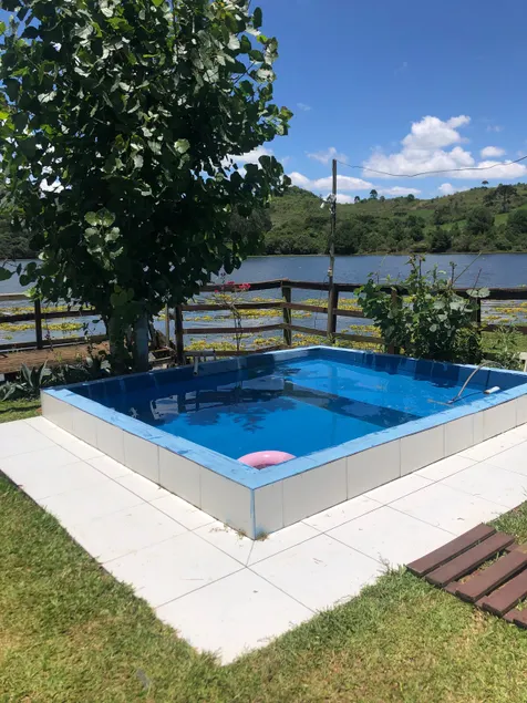 Lake house family rest - Image 1