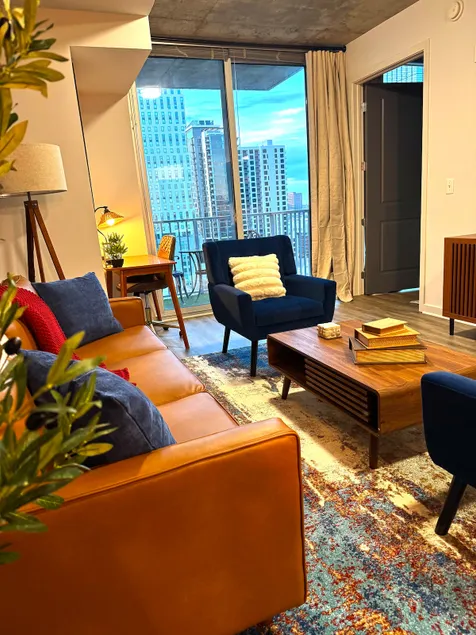 Highrise Haven/Ga Tech/Google/Pool/Free Prk/Gym - Image 1
