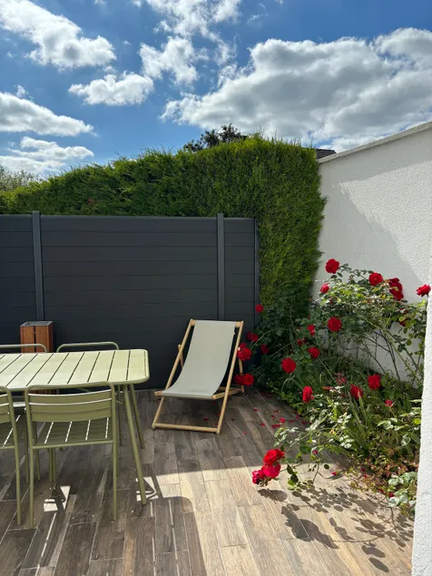 Cozy house with terrace - 5 min from the airport - Image 1