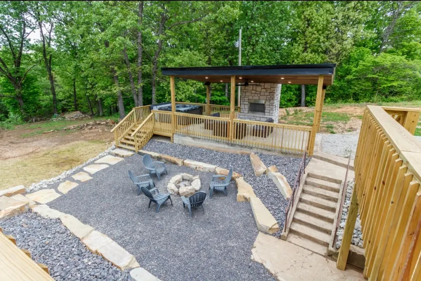 Castaway Lodge 1 minute from Bennett Spring - Image 1