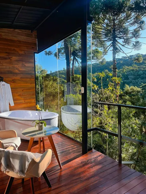 2-Bed Cabin with Bathtub and Amazing Nature Views - Image 1