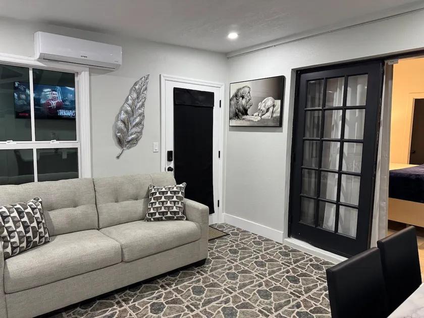 Private 1BR King Bed + Patio | Sleeps 4 | Near TPA - Image 1
