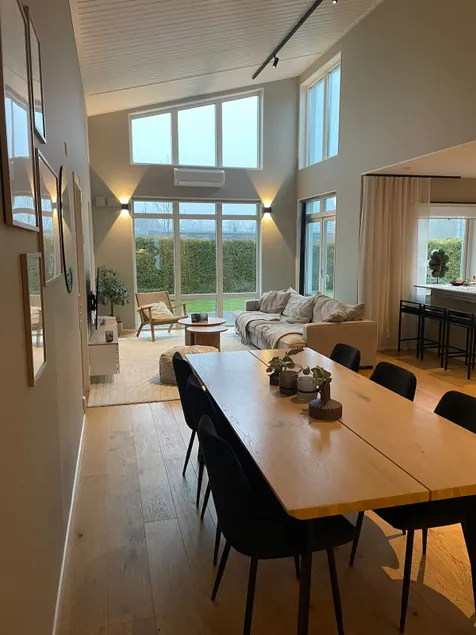 Villa in Huskvarna area - Image 1