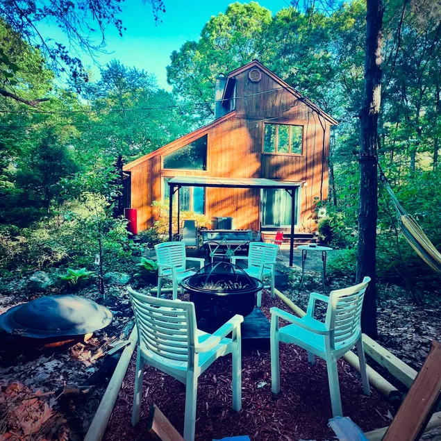 Hillside Hideaway – Relax & Recharge in Vanprasth - Image 1