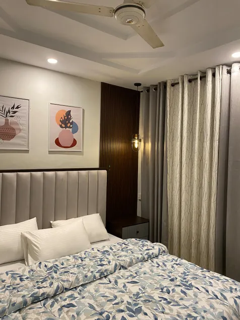 Luxury 1bed F-11 - Image 1