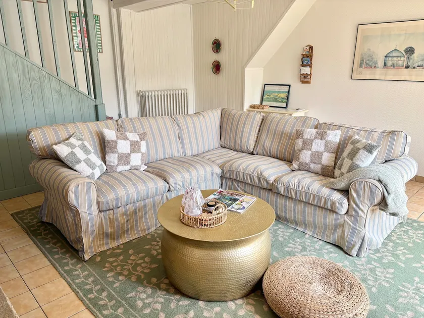 Beautiful quirky townhouse - Image 1