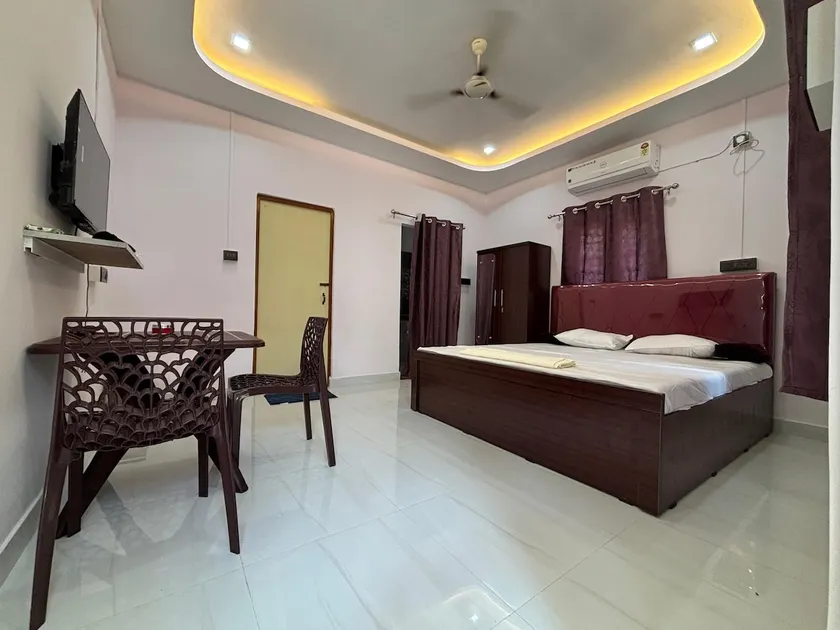Asamika Abode | Cozy Stay by Airport & Ecom Tower - Image 1