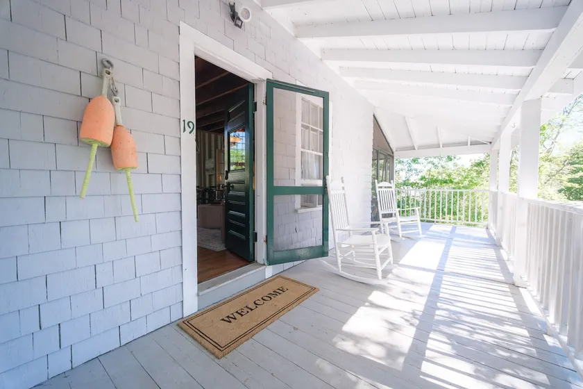 Coastal Ogunquit Cottage | Walk to Perkins Cove - Image 1