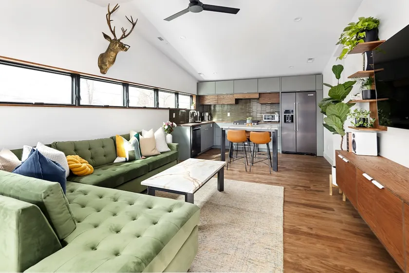 Frankie’s Fort with Great Walkability! - Image 1