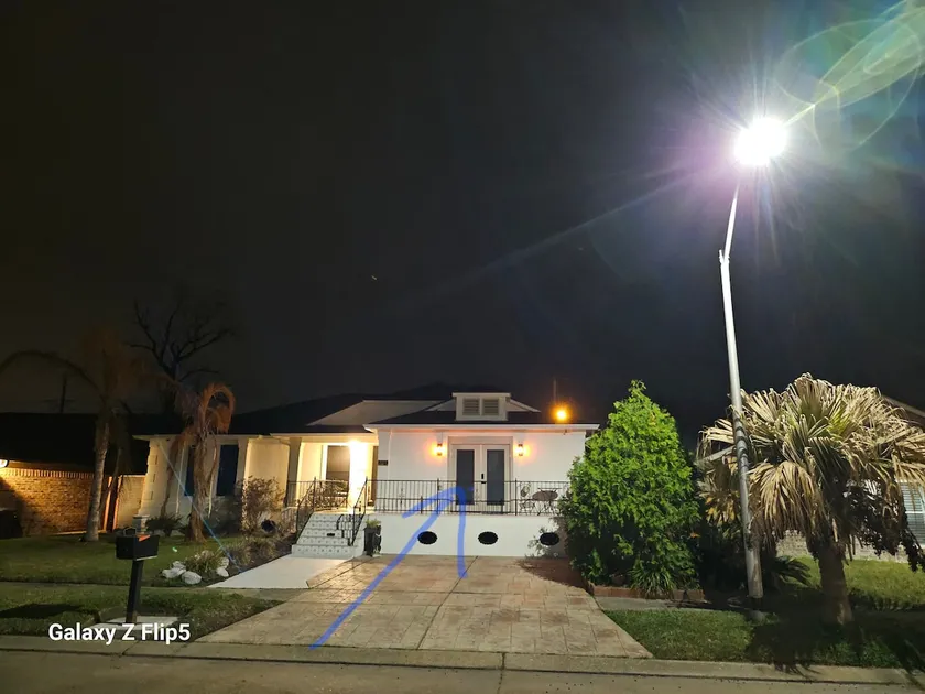 A Touch of Elegance Near New Orleans - Image 1