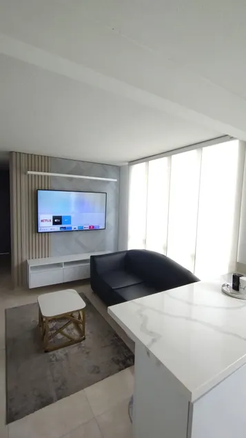 Comfortable apartment just 15 minutes from the airport - Image 1