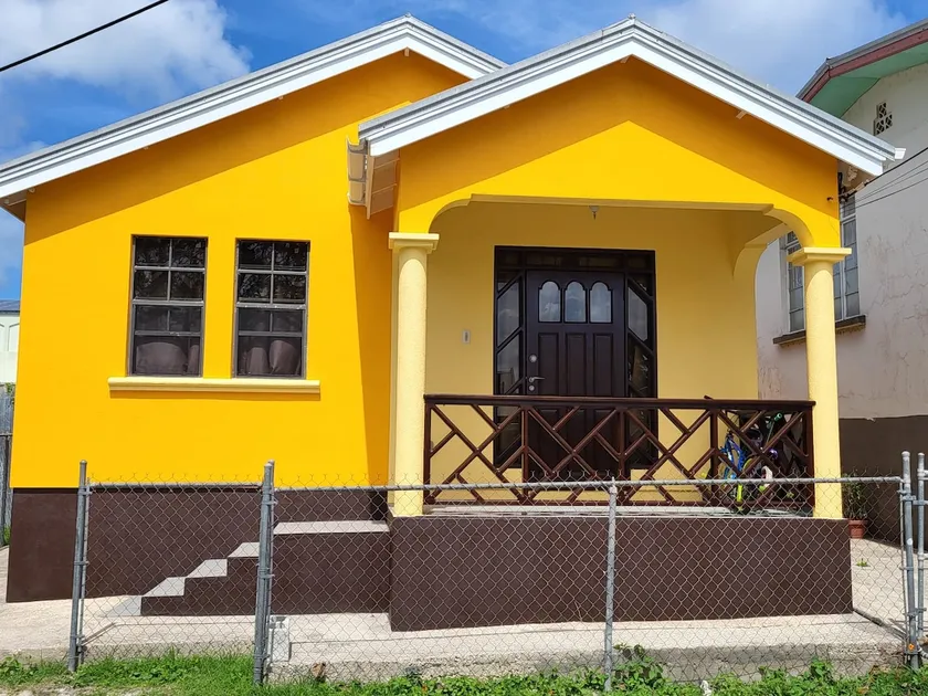 Private 2BR Home Near US Embassy | Safe & Cozy! - Image 1