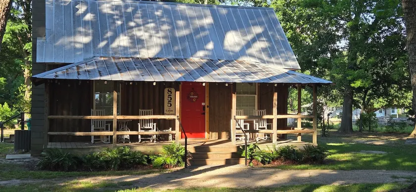 Cozy country cabin-Dogs welcome - Image 1