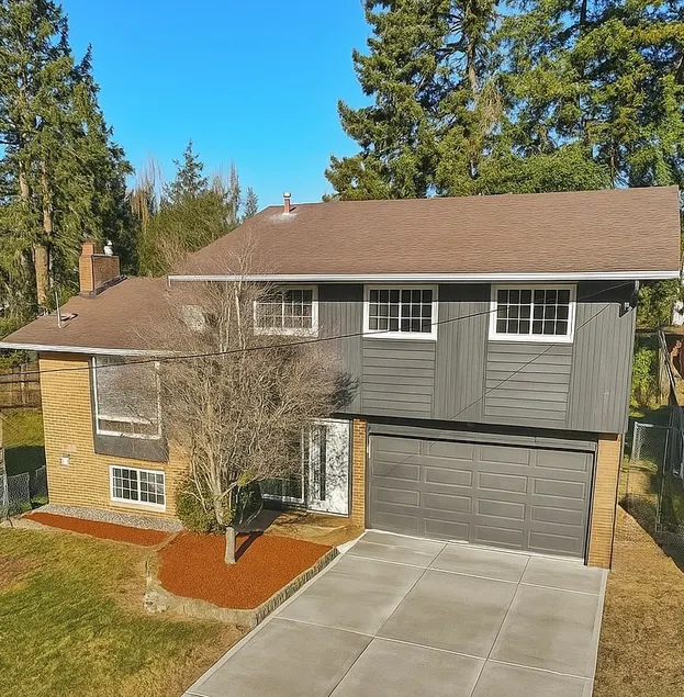 Luxury Retreat near beaches, 12 miles to Seattle - Image 1