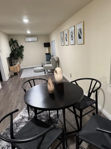 Pet friendly retreat nr Cal Tech - Image 1