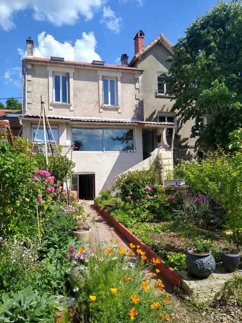 Townhouse, very comfortable. - Image 1