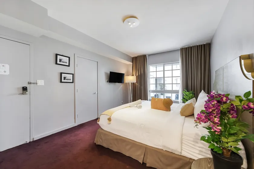 At Mine -Ocean Beach Suite | Kitchenette - Image 1