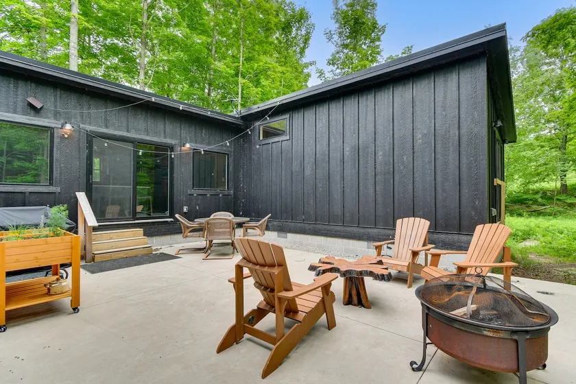 Explore Lakes & Beaches! Creekside Glen Arbor Home - Image 1