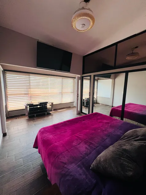 Modern apartment - Image 1