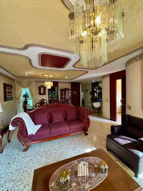 Casa Encanto Antiguo, Garage, 3 Bedrooms - Image 1