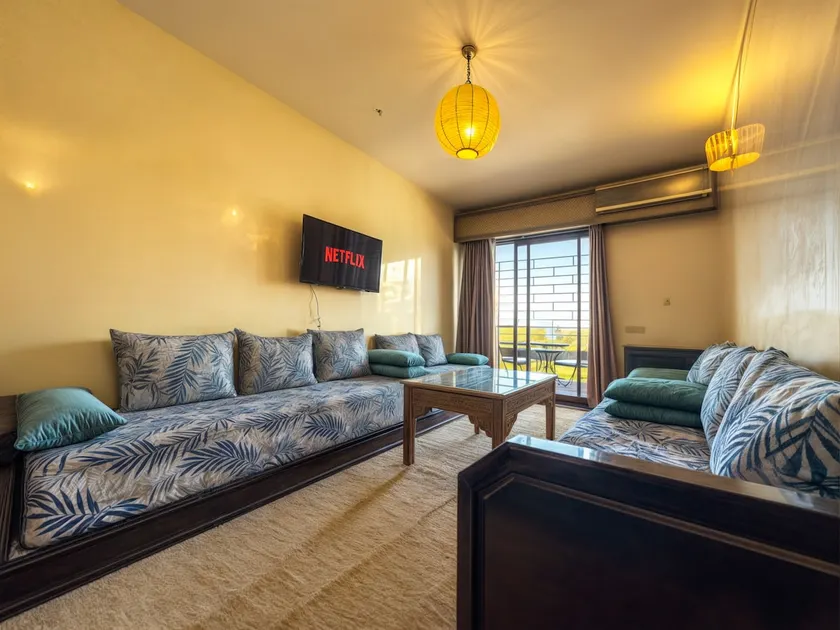 Guéliz – Spacious 2 bedrooms, heart of Marrakech - Image 1