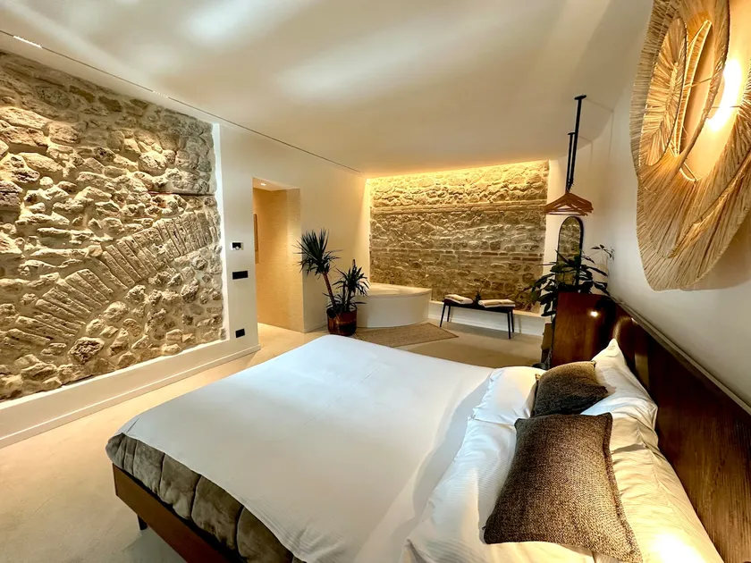 Painter's Suite - Image 1