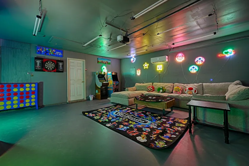 HotTub,GameRoom,20Min to Dickies Arena,Firepit - Image 1