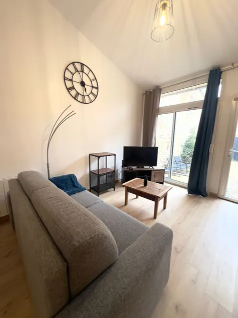 Cozy Studio – Relaxation & Comfort near the Park - Image 1