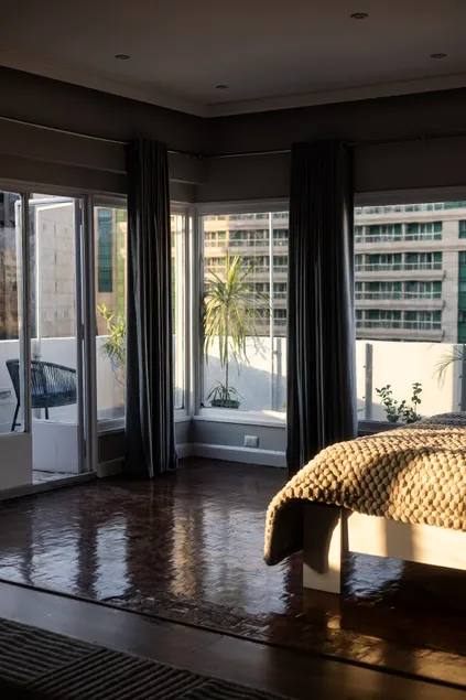 Luxury 5-Star Stay in Cairo Downtown Garden City - Steps from the Nile & All Top Attractions - Image 1