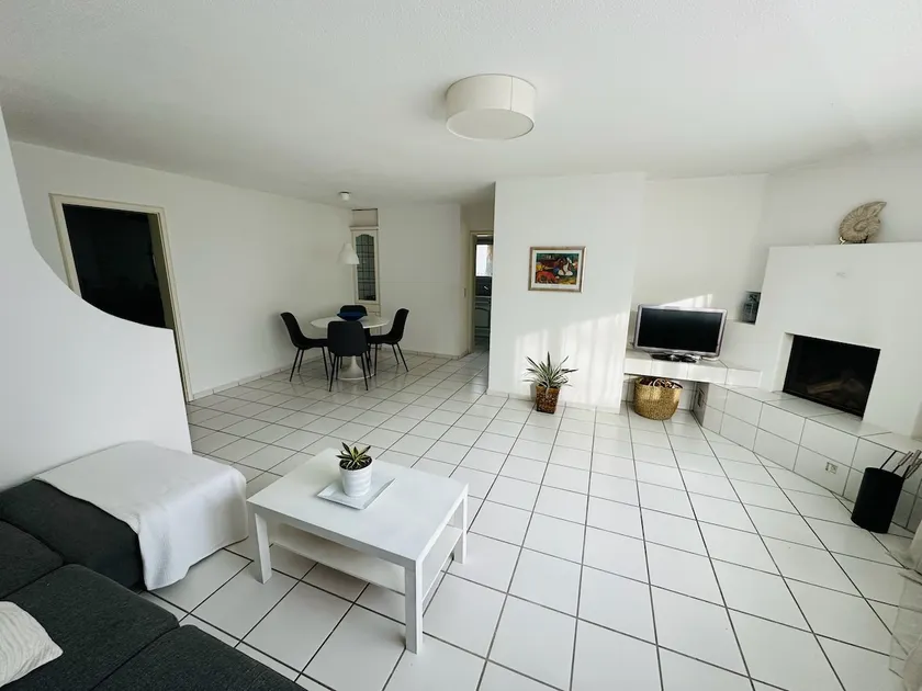 Top 2.5-room apartment, including parking - Image 1