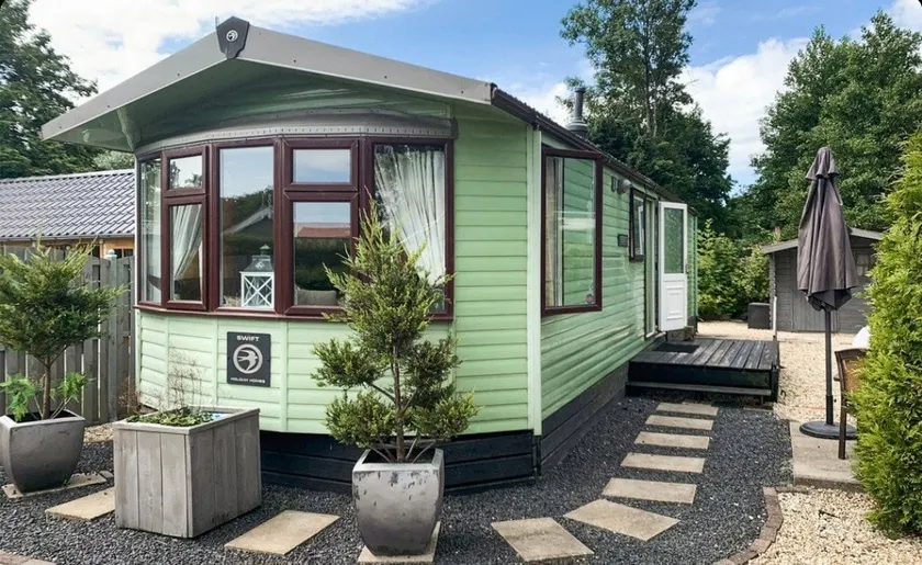 Chalet in Friesland Near Wadden Sea - Image 1