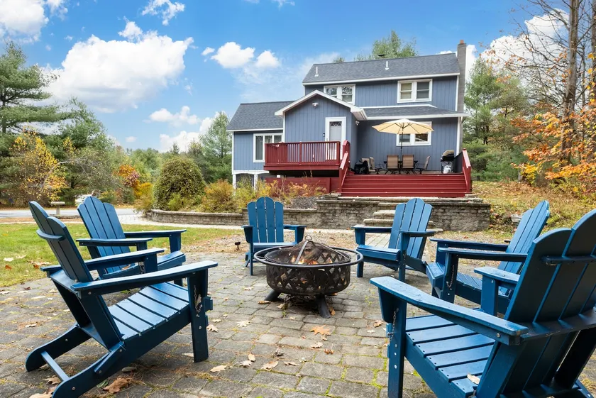 3BR Retreat with Game Room, Hot Tub Near Lake George - Image 1