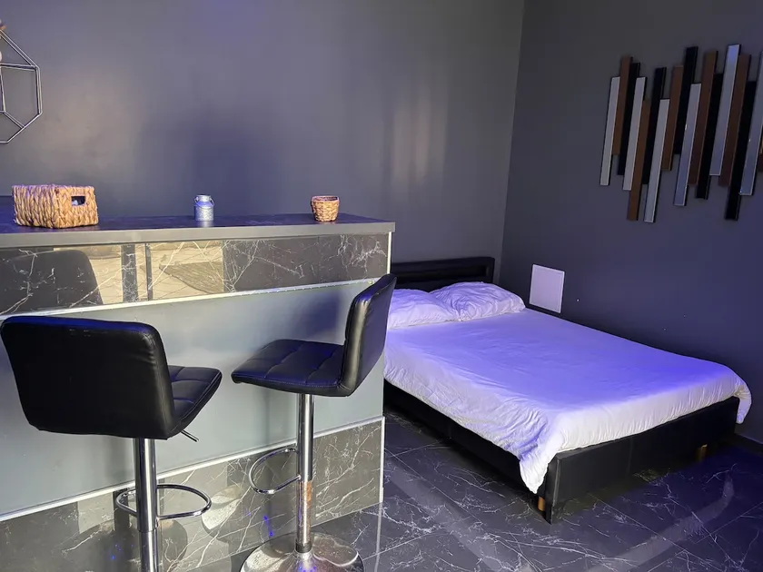 House with a hot tub - Image 1