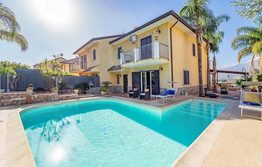 Lovely home in Trappitello - Image 1