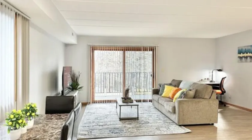 Modern 2BR Chicago Home | Parking, Patio & WiFi - Image 1