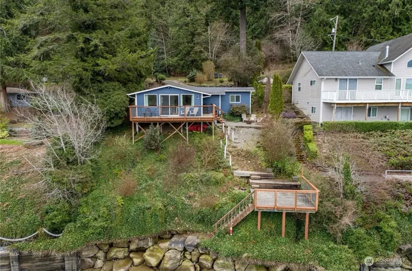 Relaxing Waterfront Getaway on Oakland Bay - Image 1